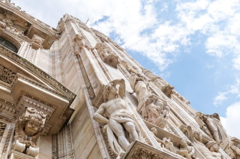 Milan: Duomo & Rooftop Tour with Optional Hop-On Hop-Off Bus - Practical Tips for Travelers