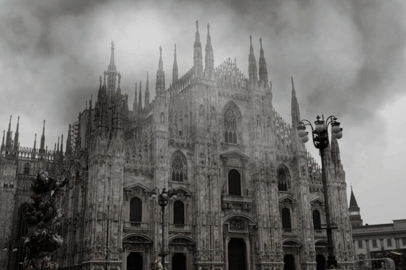 Milan: Ghosts, Mysteries, and Secrets Guided Walking Tour - Key Points / Takeaways