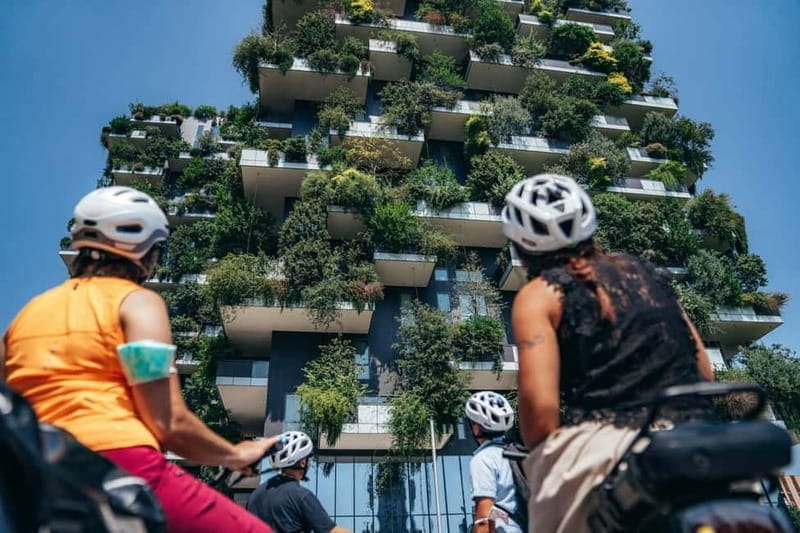 Milan: Highlights and Hidden Gems E-Bike Tour - Modern districts and green spaces: Gae Aulenti and Sempione Park