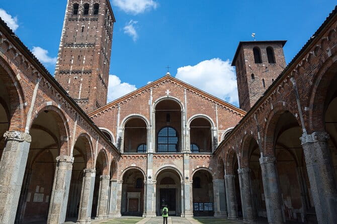 Milan Highlights Self guided scavenger hunt and Walking Tour - Who Would Love This Experience?