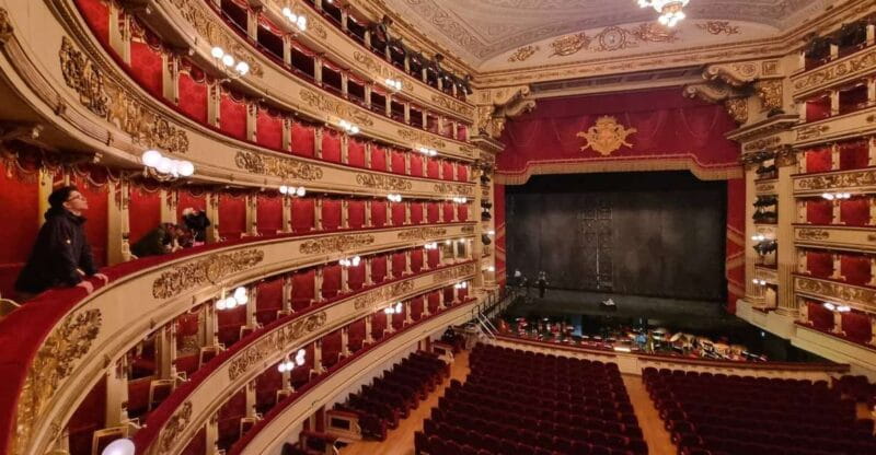 Milan: La Scala Theater and Museum Tour with Entry Tickets - Key Points / Takeaways