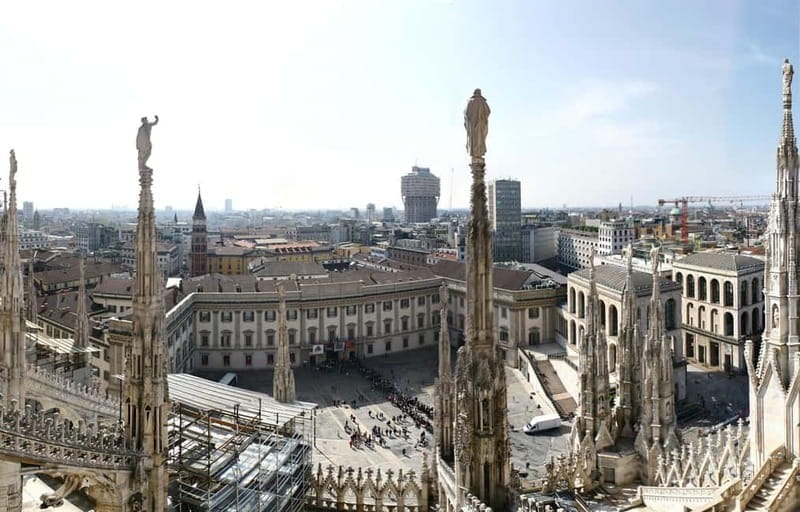 Milan: Monza Private Half-Day Trip with Local - Dive Into Monza’s Architectural and Natural Beauty