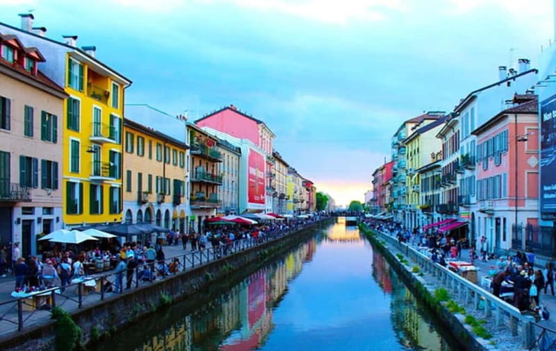 Milan: Naviglio Grande Canal Cruise with Brunch - Who should consider this experience?