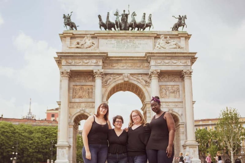 Milan: Photoshoot with a Trilingual Fashion Photographer - The Sum Up