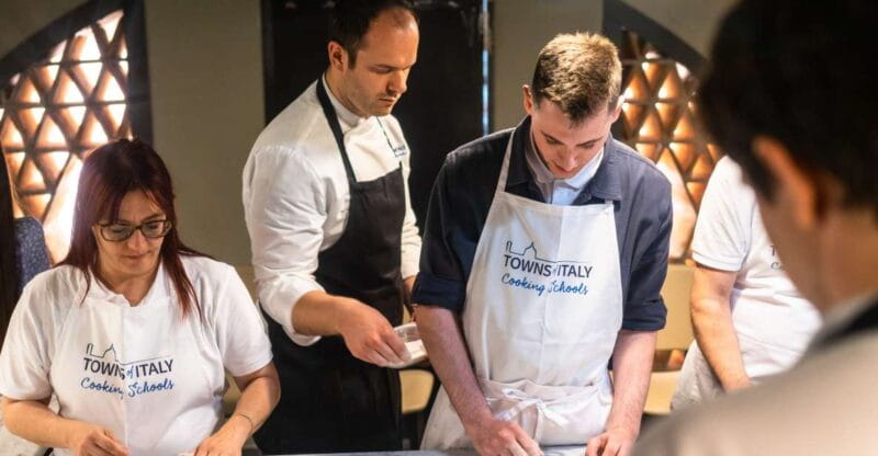 Milan: Pizza and Gelato-Making Class with Dinner and Wine - Group Size, Logistics, and Practicalities