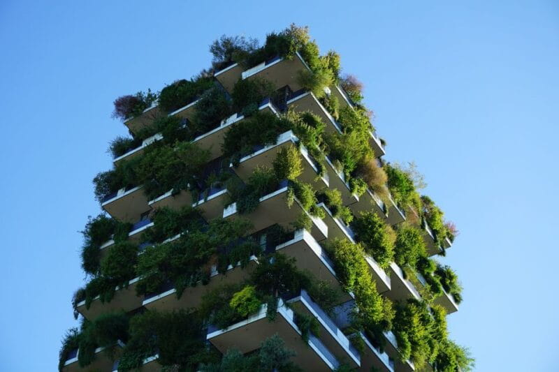 Milan: Private City Highlights Tour with Milan Cathedral - Walking Through Milan’s Historic and Modern Sights