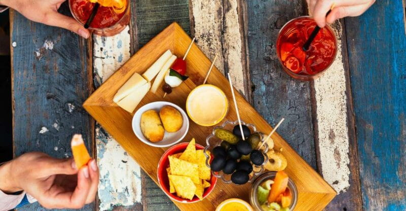 Milan: Private Tour with Drinks & Bites in Centro Storico - Key points / Takeaways