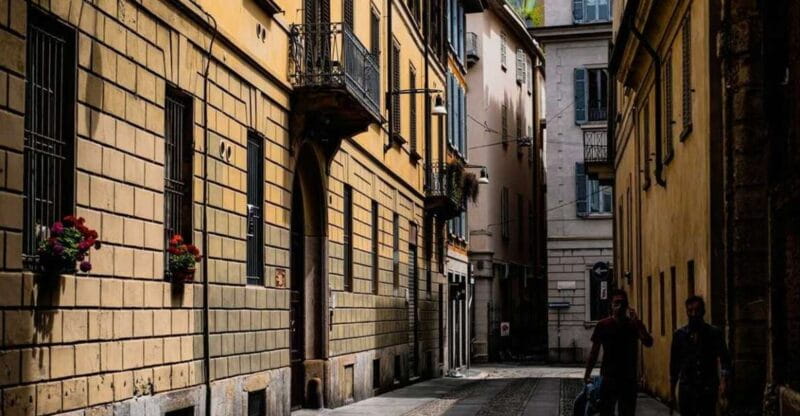 Milan: Private Walking Tour of the Brera District - The Corriere della Sera Headquarters & Literary Landmarks