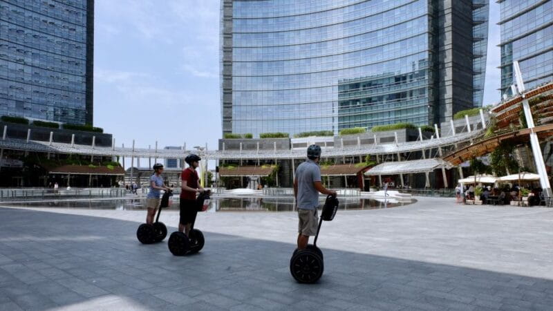 Milan: SEGWAY Tour with Live Tourist Guide 2 hours & half - Discovering Milan on a Segway: A Unique Two-and-Half-Hour Journey