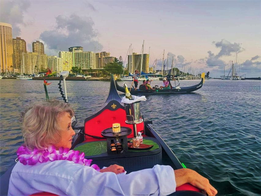 Military Families Love This Gondola Cruise in Waikiki Fun - Why Military Families Love This Activity