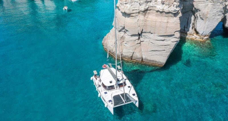 Milos: Kleftiko Morning Catamaran Cruise with Lunch & Drinks - Key points / Takeaways