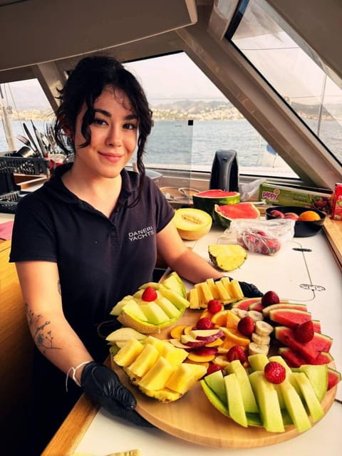 Milos: Private Catamaran Cruise to Kleftiko and Polyegos - Key points / Takeaways