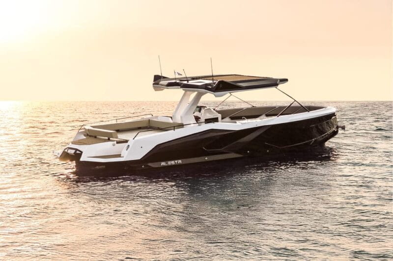 Milos: Private Speedboat TourKleftiko Sarakiniko Poliegos - FAQs