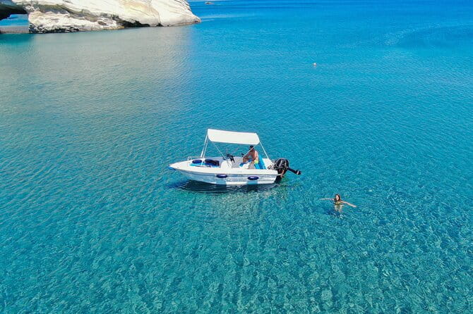 Milos: Rent a boat without License - Key points / Takeaways