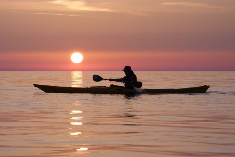 Milos: Sea Kayaking Trip at Sunset with Snack - FAQ