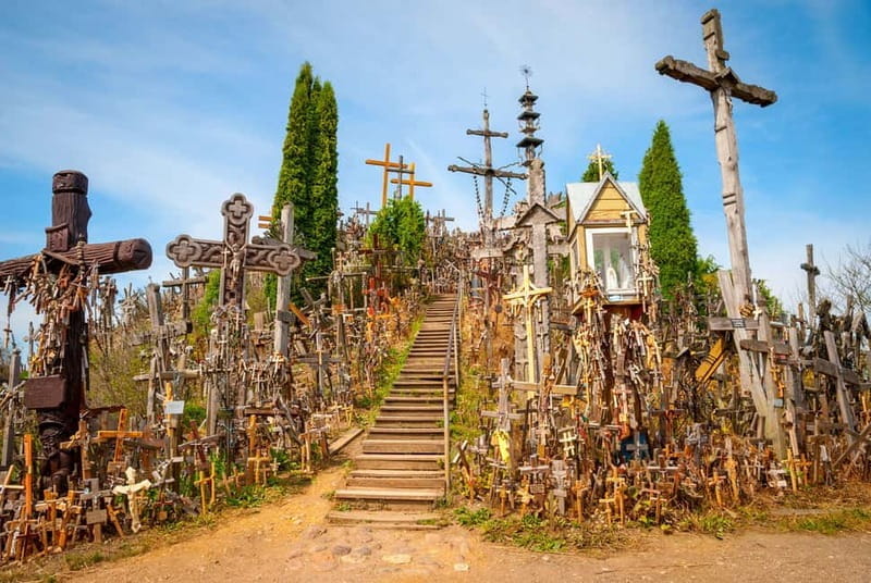 Mini Baltic Tour: Riga - Rundale - Hill of Crosses - Key Points / Takeaways