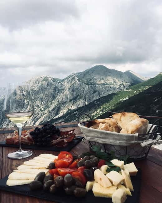 Mini Montenegro ( Tour to Njegusi, Cetinje, Budva and Kotor) - Starting in Kotor: The Old Road and the Serpentine Climb