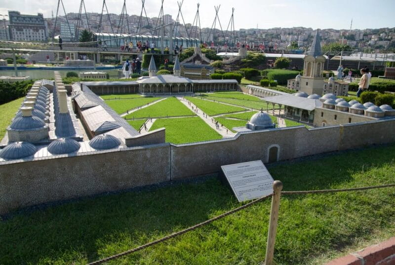 Miniatürk Istanbul Private Guided Tour & Optional Transfers - FAQ