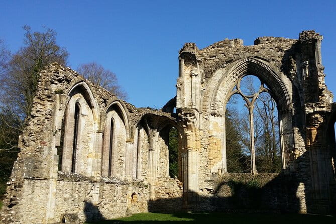 Minibus from Heathrow Airport to Southampton via Netley Abbey - Frequently Asked Questions