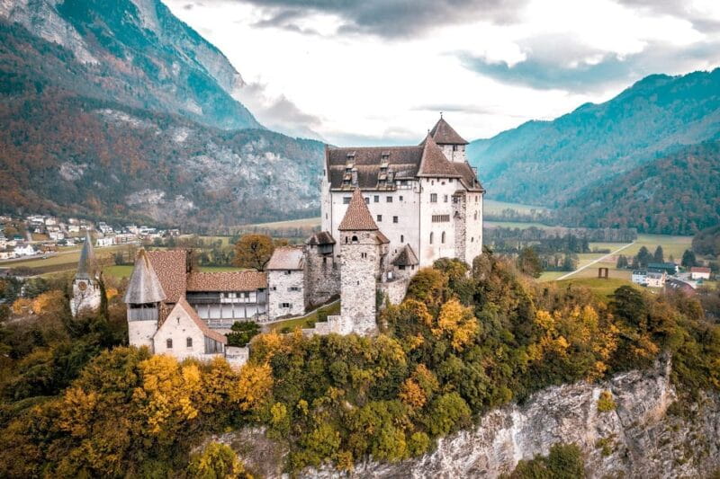 Minivan 8 Places : Dracula Castle, Peles, & Brasov Day Tour - Introduction: A Day in the Land of Legends and Castles
