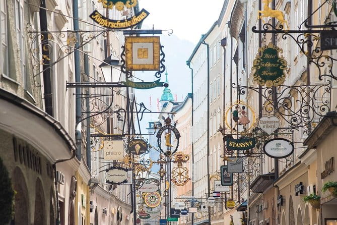 Mirabell Garden & Salzburg Old Town Private Walking Tour - Salzburg Cathedral: Architectural Marvel