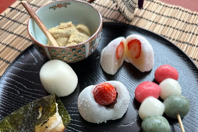 Mochi Sweets Making Class in Tokyo - The Mochi Sweets Making Experience