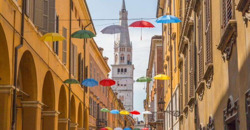 Modena: 2-Hour Private Walking Tour - Exploring the Albinelli Market and Hidden Streets