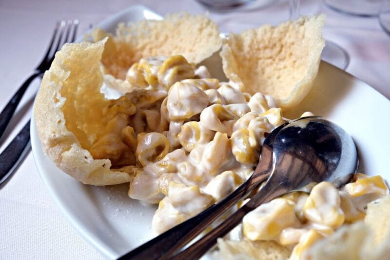 Modena: Home Cooking Class Tagliatelle and Ragu and Tiramisu - Key Points / Takeaways