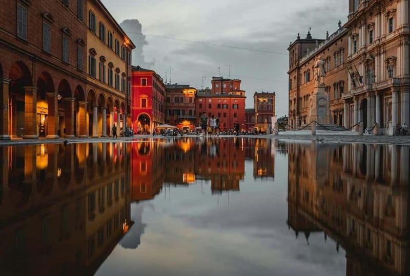 Modena Noir: a tour in the crime chronicle of the past by night - Introduction: An Unusual Night in Modena