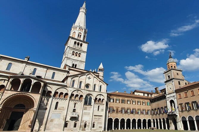 Modena Walking Tour with Audio and Written Guide by a Local - Discovering Modena: A Self-Guided Journey