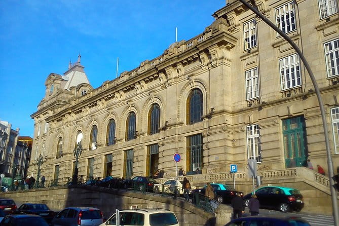 Modern Art Oporto - The Charm of Porto’s Bohemian Era