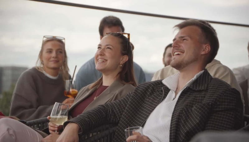 Moin Comedy Club: Rooftop Comedy mit Blick auf die Alster - FAQ: Your Practical Questions Answered
