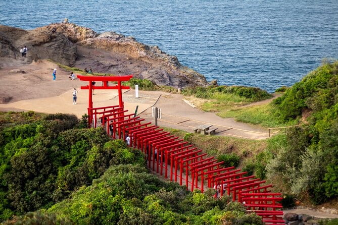Moji Port, Subsea Tunnel and Shrine Day Tour From Fukuoka - Exploring the Subsea Tunnel