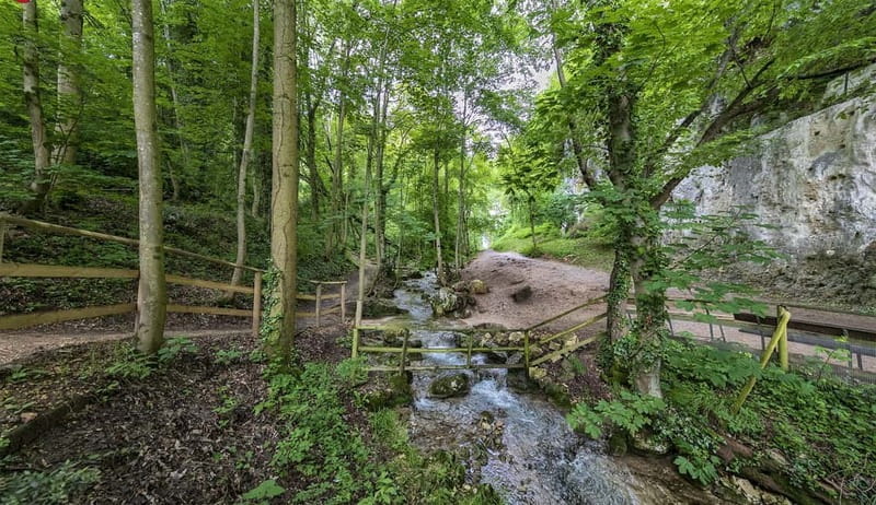 Molina Waterfall Park: tour and optional aperitif - Exploring the Waterfall Park: The Heart of the Experience