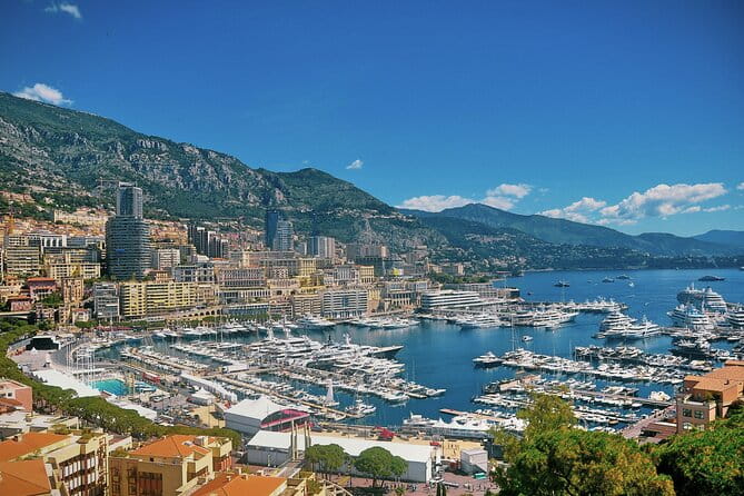 Monaco: Highlights & Secrets Walking Tour - Entering Monaco: A Quick Overview