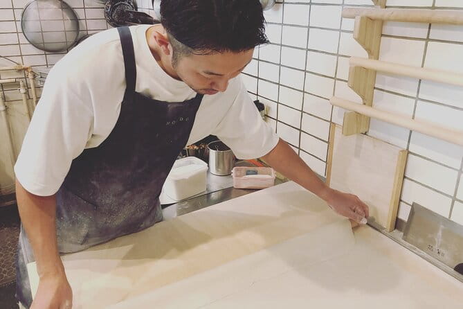 Mondos Most Popular Plan! Experience Making Soba Noodles and the King of Japanese Cuisine, Tempura, in Sapporo! - Navigating the Meeting and Logistics