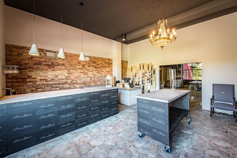 Monferrato: Garetto Wine Estate Tour and Picnic Private - Key points / Takeaways