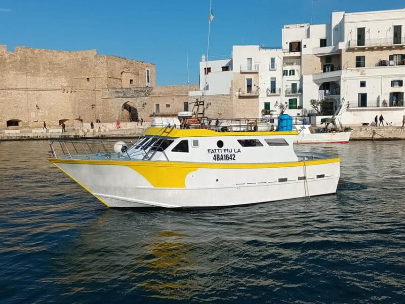 Monopoli: Polignano a Mare fishing Tour with Aperitif - Exploring Monopoli’s Coastline: What the Tour Offers