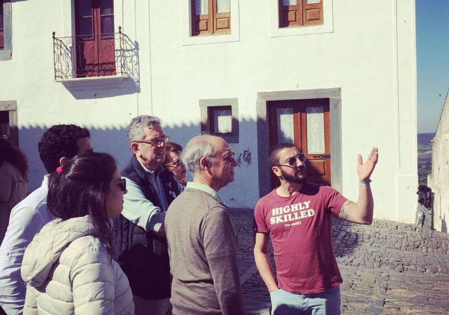 Monsaraz and Wine Guided Tour From Évora - Accessibility Information