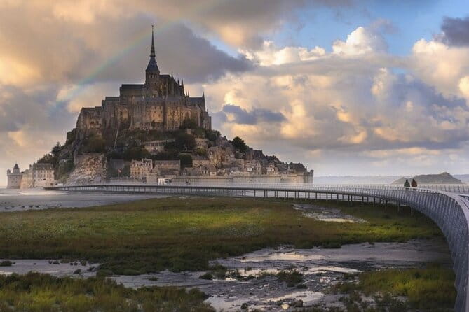 Mont-St-Michel: Shared Tour (10 max) "Abbey Ticket Included" - Who Should Consider This Tour?
