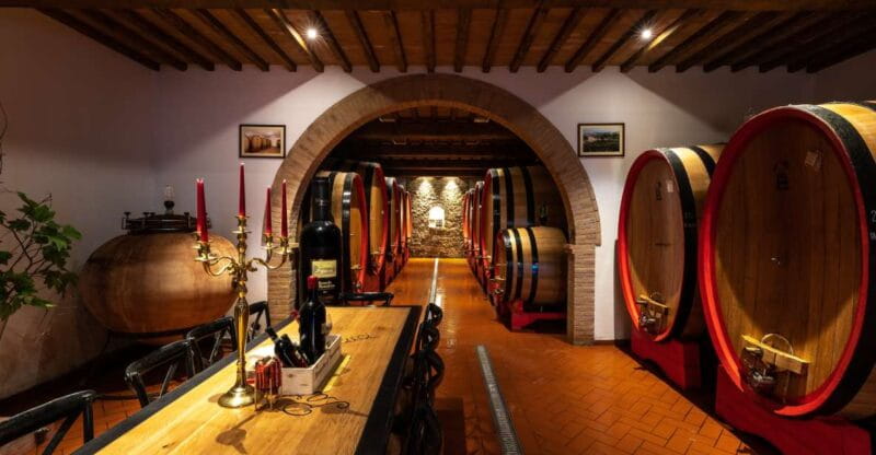Montalcino: Private Cellar Tour, Wine Tasting & Appetizers - Logistics and Practical Tips