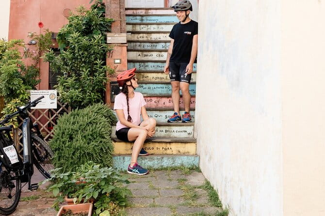 Montecarlo E-Bike One Day Tour with Lunch and Tasting - Price and Value