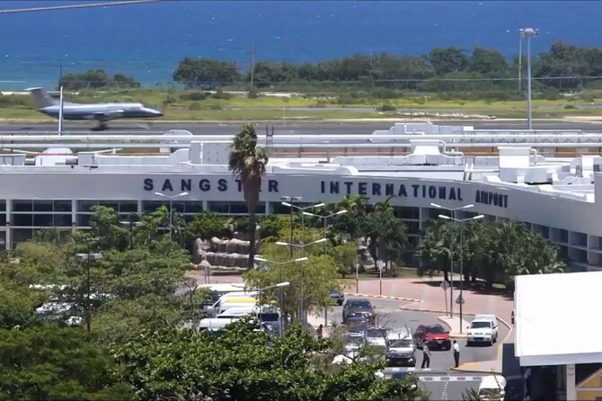Montego Bay Airport Transport Round Town - Price Guarantee