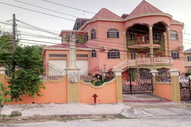 Montego Bay Highlight and Shopping - Tour Accessibility