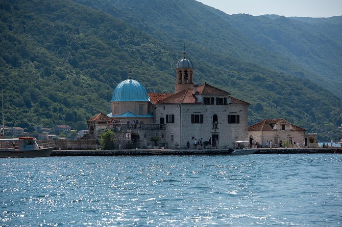 Montenegro: Bay of Kotor Day Trip From Dubrovnik - Exploring Scenic Montenegrin Coast