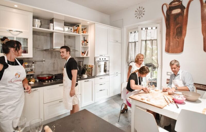 Montepulciano: Pasta and Tiramisu Class at a Local's Home - Tasting and Savoring: The Social Side of Tuscan Cooking