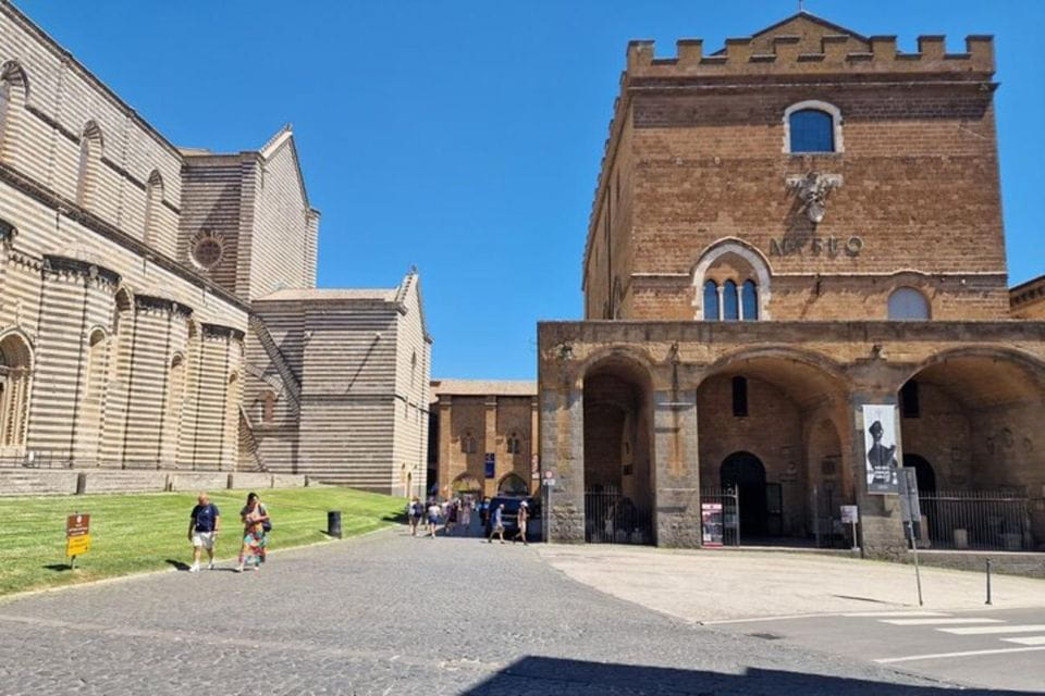 Montepulciano Wine Tasting and Orvieto Private Day Tour - Exploring the Historic City of Orvieto
