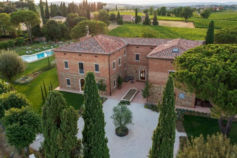 Montepulciano: Wine Tasting with typical Tuscan Cold Cuts - Entering the Heart of Tuscan Wine Culture