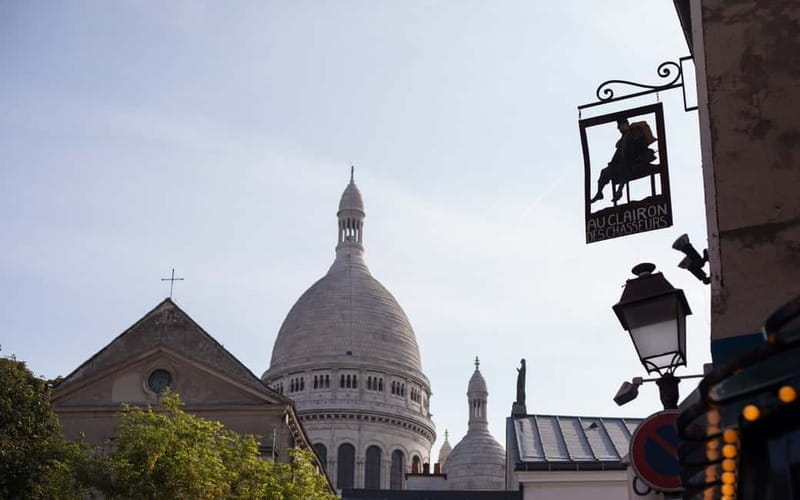 Montmartre : Small Group Guided Walking Tour - Exploring Montmartre’s Layers: What You Can Expect