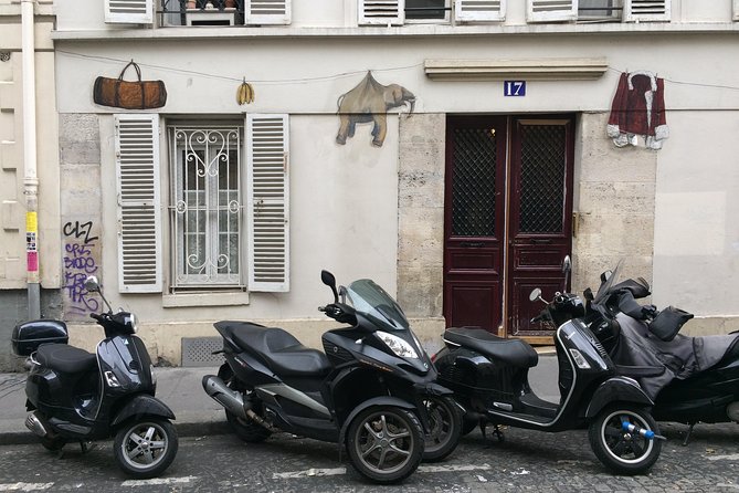 Montmartre Street Art Tour With an Artist - Photo Opportunities